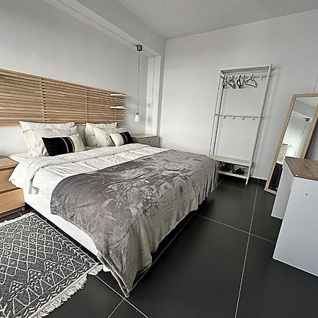 Home Away One Bedroom Apartment In นิโคเซีย ภายนอก รูปภาพ