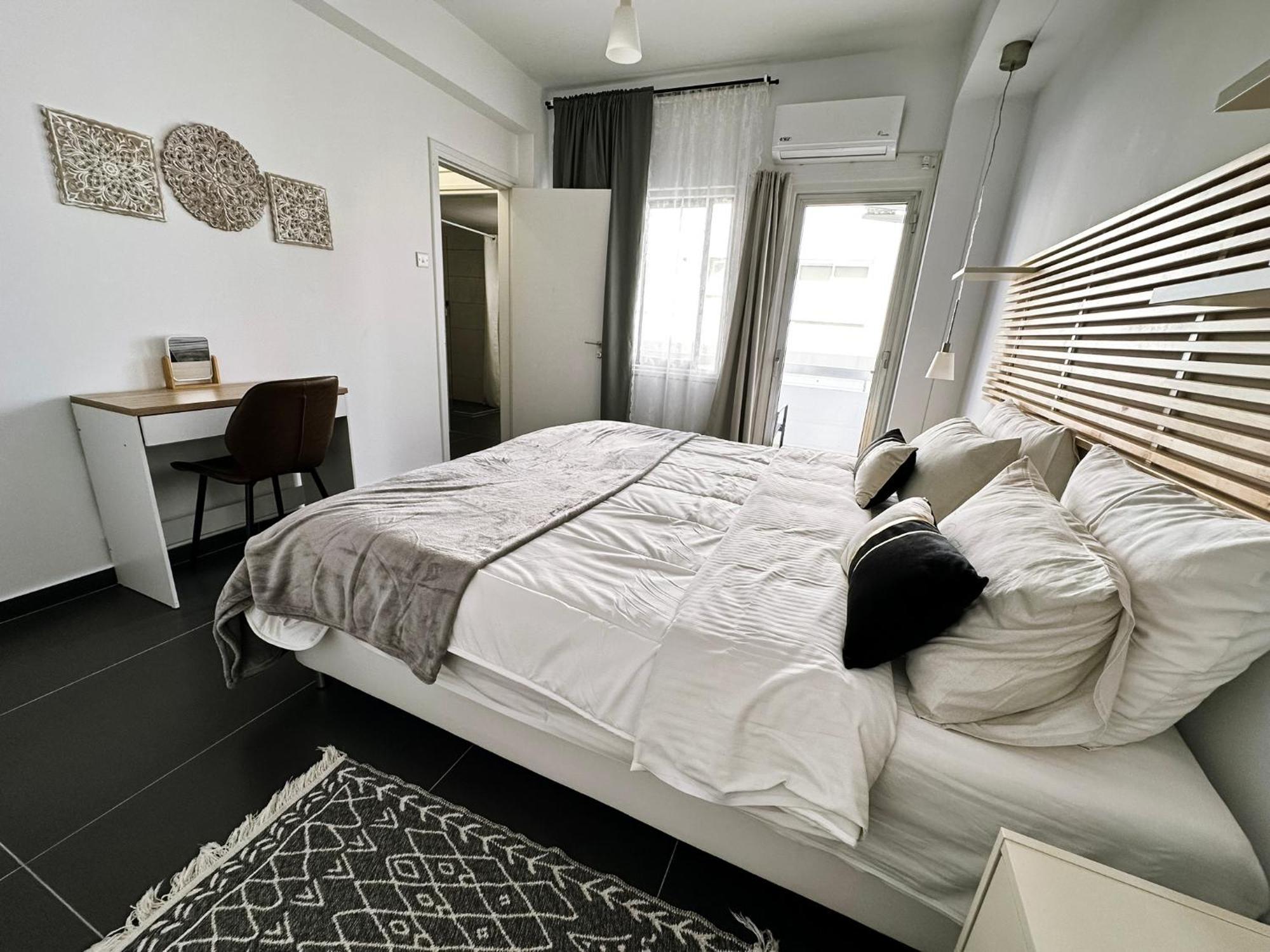Home Away One Bedroom Apartment In นิโคเซีย ภายนอก รูปภาพ