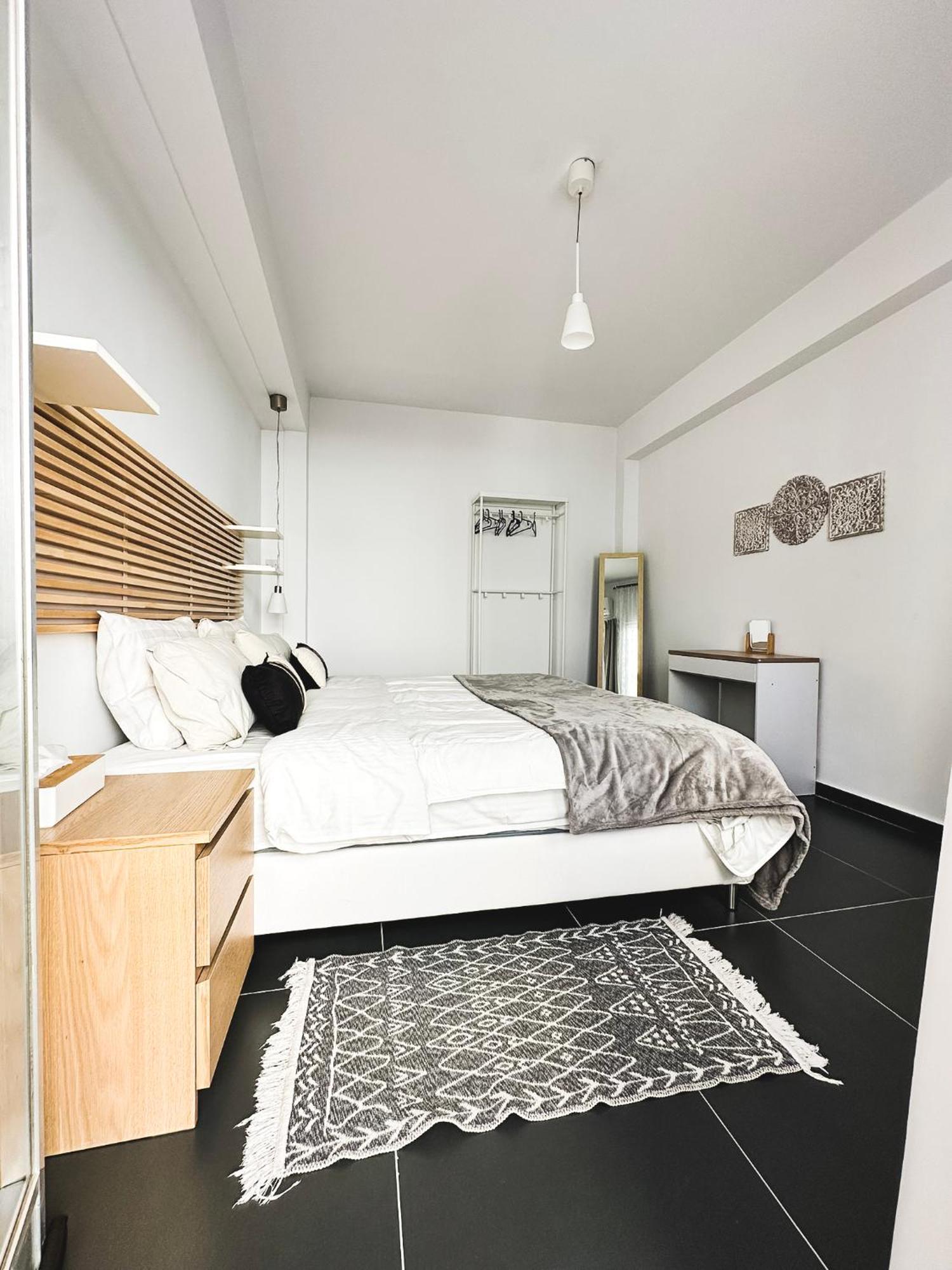 Home Away One Bedroom Apartment In นิโคเซีย ภายนอก รูปภาพ